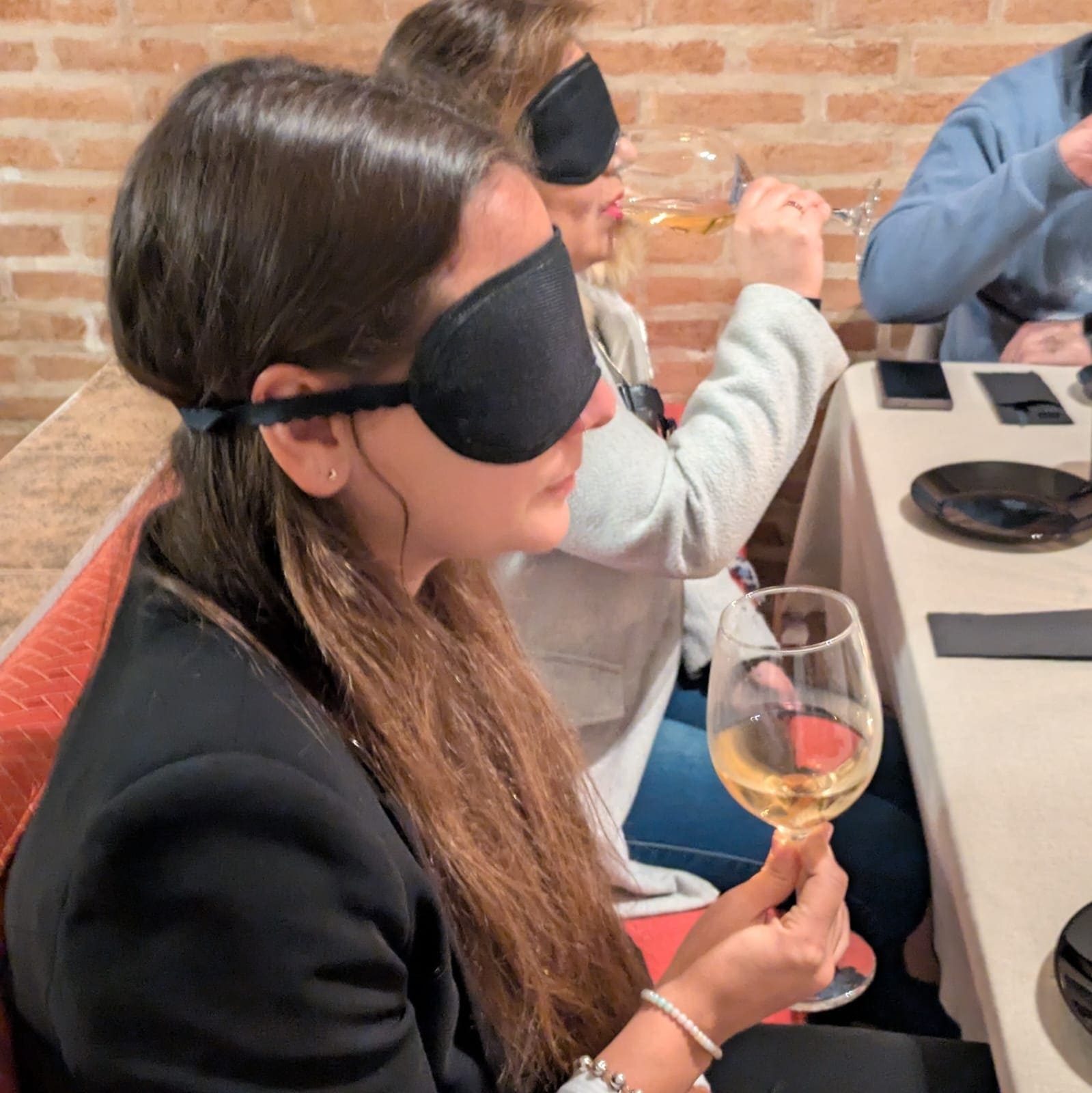 cata-a-ciegas-antifaz